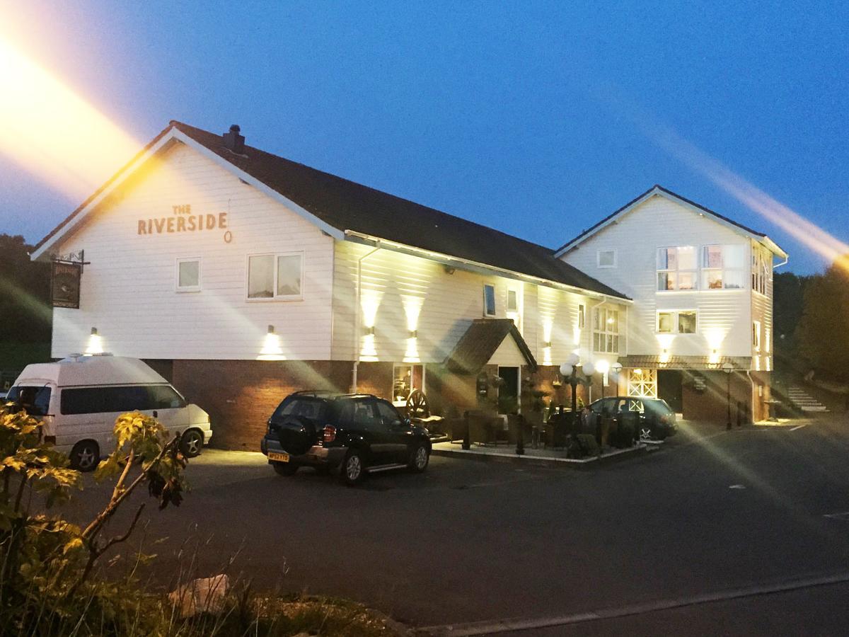 The Riverside Inn Saltford Exteriör bild